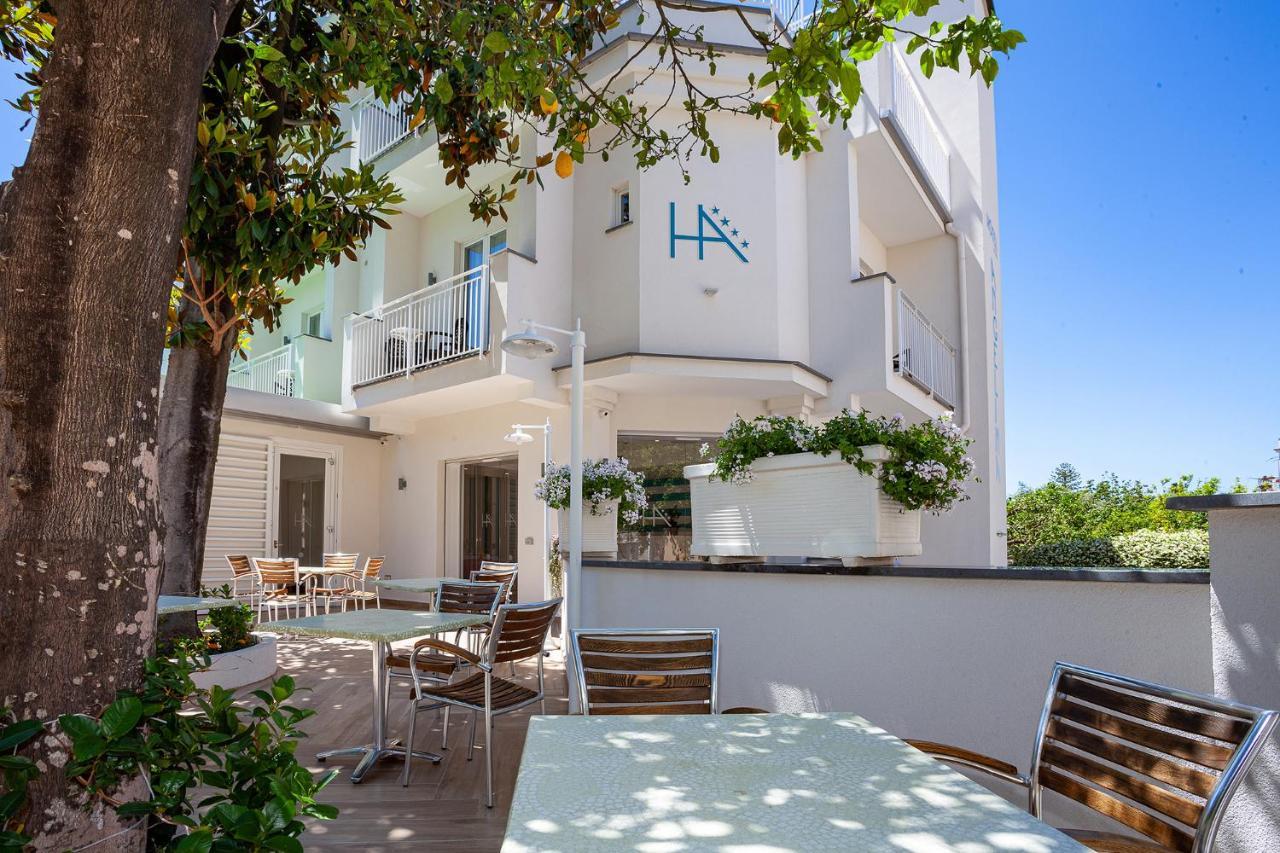 Hotel Angelina Sant'Agnello Dış mekan fotoğraf