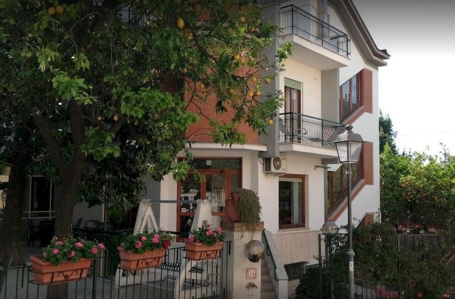 Hotel Angelina Sant'Agnello Dış mekan fotoğraf